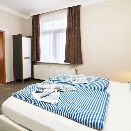 Privatunterkunft Ferienhaus Wald Und Meer Char